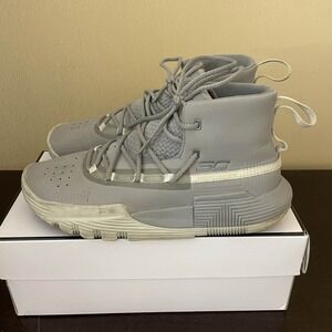 Under Armour Curry 0.5 Boys Basketball Shoes Mod Gray White 3020424-101 Size 6Y